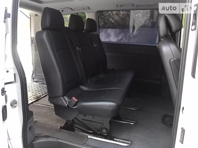 Mercedes-Benz Vito пасс. Compact 2013