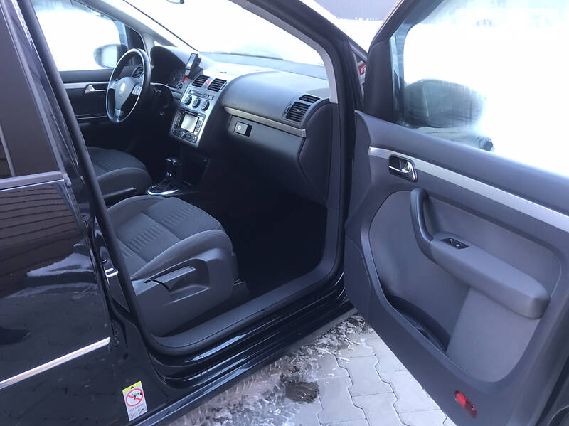 Volkswagen Touran 2010